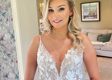 Bride with elegant makeup by Helen Mcclurg Make Up Artist, Ballywalter, Northern Ireland, GB.