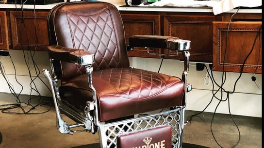 Throne Traditional Barbershop at the Pearl 1