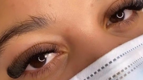 The best lash bars in London - London lash extensions, lash lifts