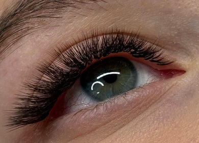 Closeup of lush eyelash extensions at Beauty Mafia by Elizabete Kustova in Hull, England, GB.