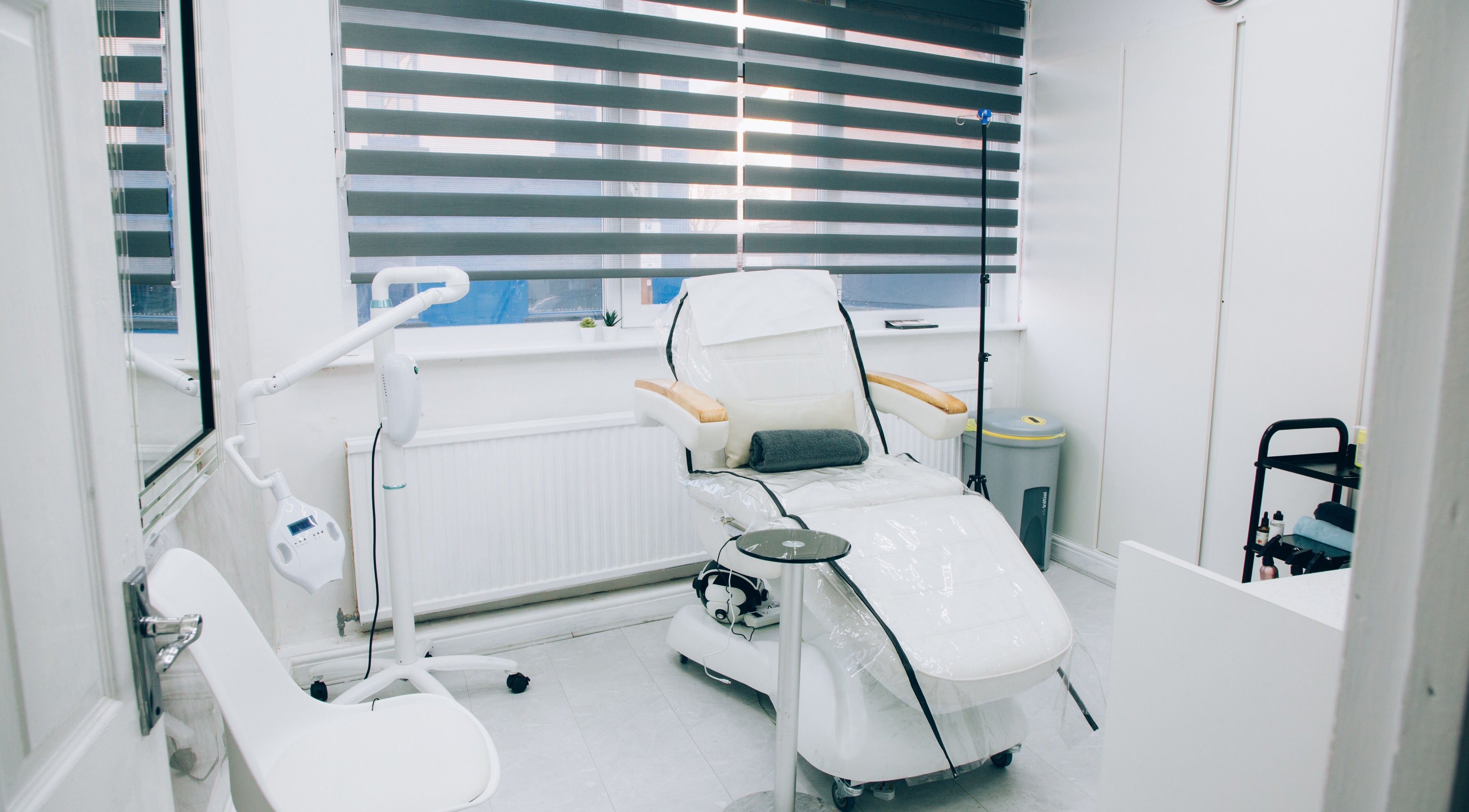 Modern treatment room at Stargaze Aesthetics Clinic, Stockport, England, GB, designed for comfort and relaxation.