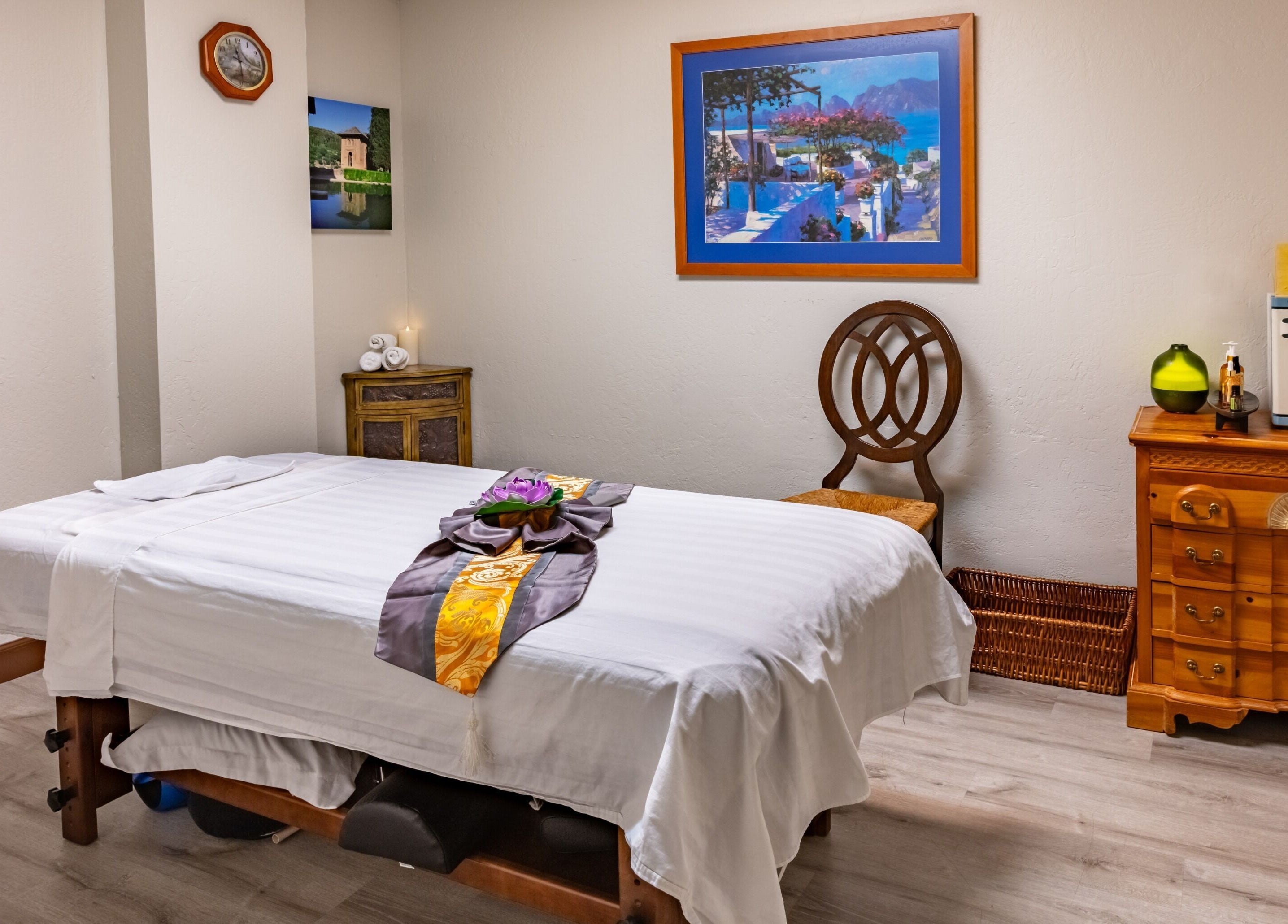 Relaxing massage room at Thai Balinese Massage & Spa in Scottsdale, Arizona, US with elegant decor.