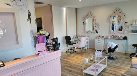 Queen V Beauty Bar, bild 3