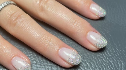 Immagine 3, SLT Nails and Beauty