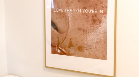 SKN Deep Cosmetic Clinic