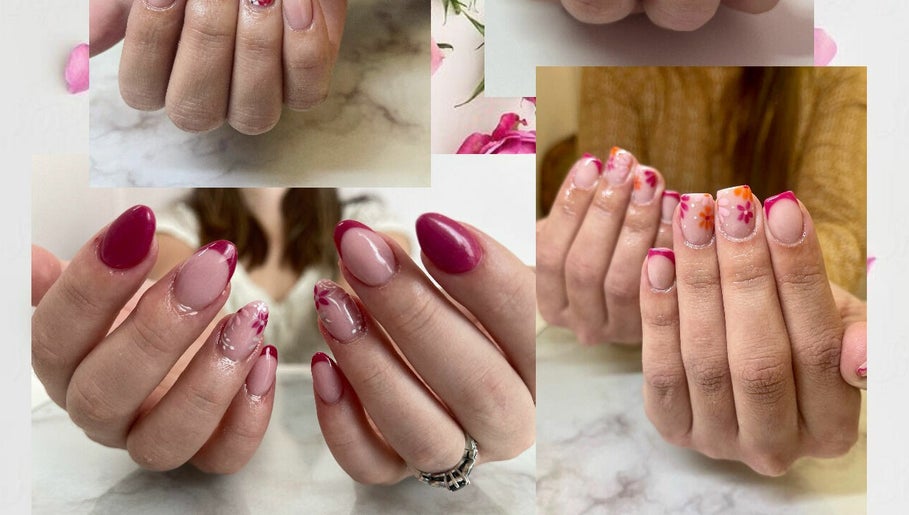 Image de Nail Adore 1