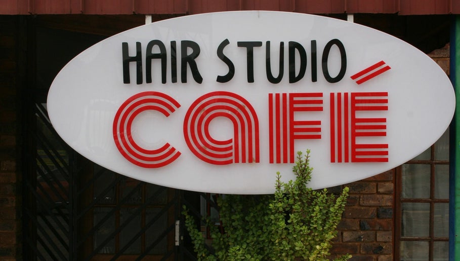 Hair Studio Café imaginea 1
