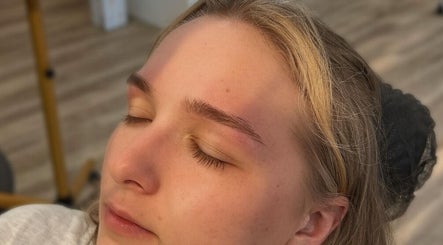 Close-up of shaped eyebrows post-treatment at Gazal Beauty in Hillcrest, San Diego, California, US.