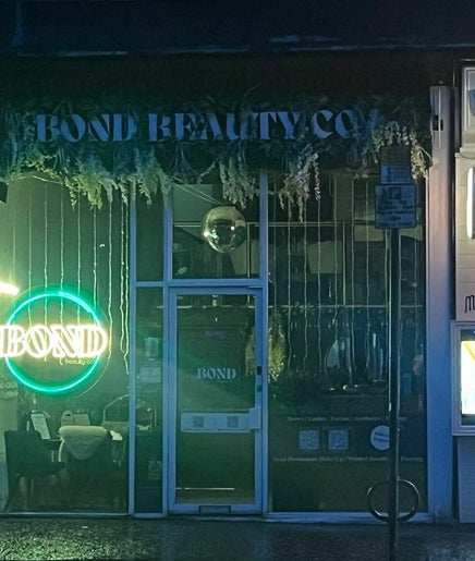 Bond Beauty Co billede 2