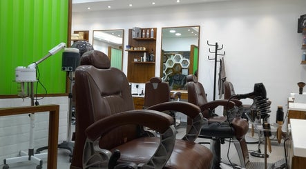 Caractere Salon Mall of the Emirates afbeelding 2