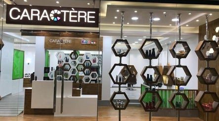 Caractere Salon Mall of the Emirates afbeelding 3