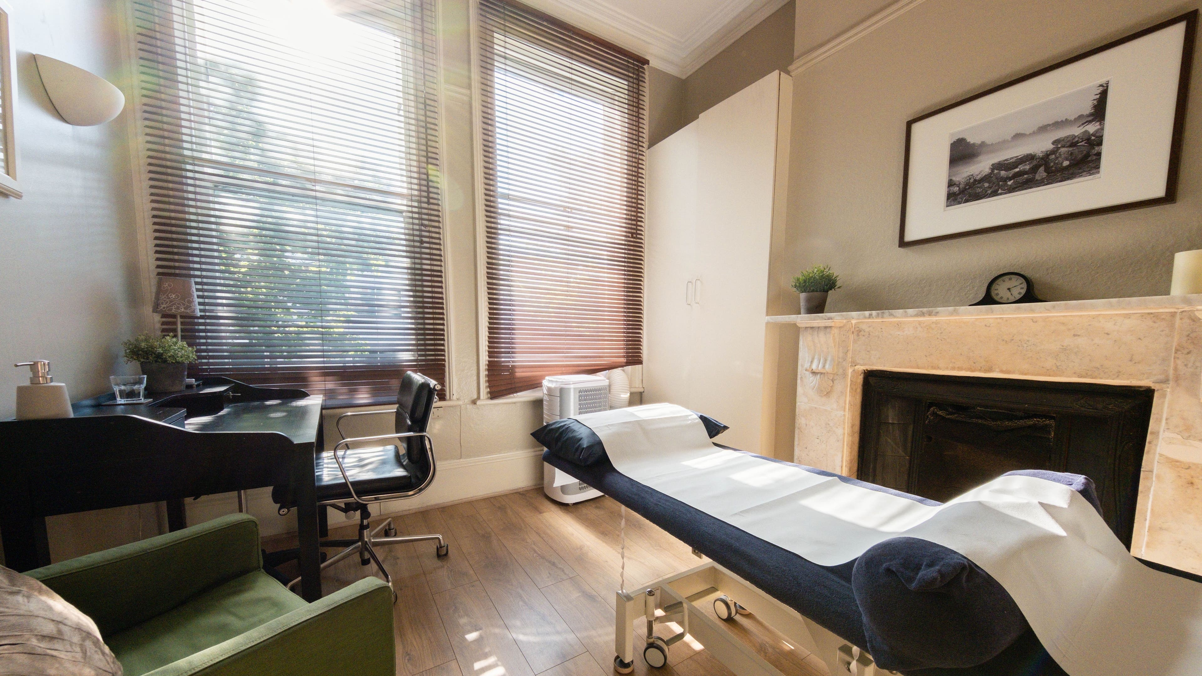 Tranquil therapy room at TCM Practice Acupuncture, Canonbury Natural Health Clinic, London, England, GB.
