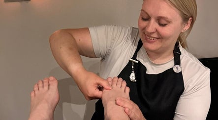 Samantha Yates Reflexology