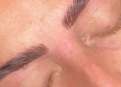 Beautifully shaped brows at Senorita Lashes and Brows, Reedy Creek, Queensland, AU.