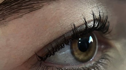 Close-up of a styled eye showcasing lash artistry at Cai The Stylist in Benoni, Gauteng, ZA.
