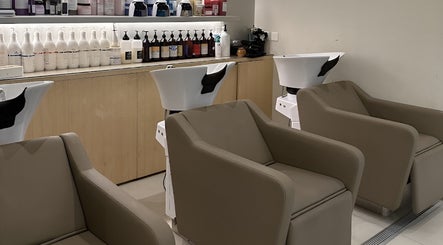 Unwind Beauty Lounge