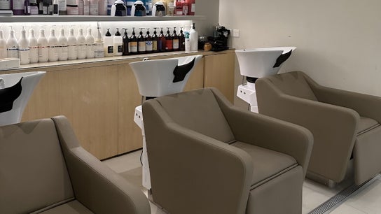 Unwind Beauty Lounge