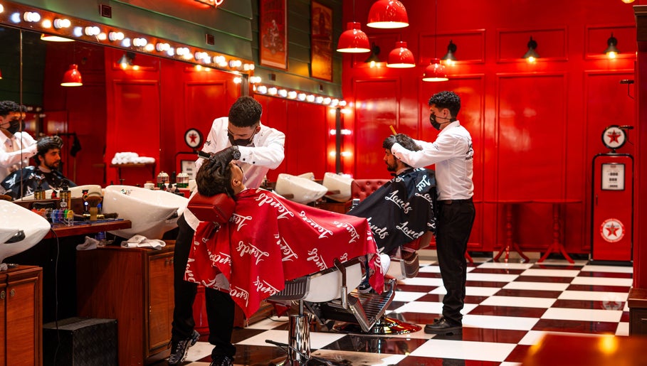 Barberia Lords ®️ C.C. Multiplaza, bilde 1