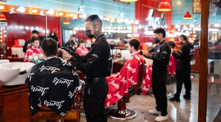 Barberia Lords ®️ Sucursal C.C. Santa Fe image 3