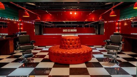 Barberia Lords  Essential C.C. Hayuelos (Super Tienda)