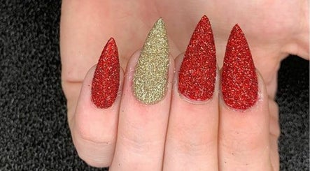 Leah's Nail Bar image 3