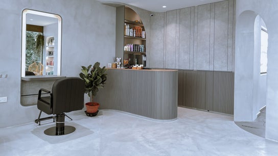 The Hair Lounge