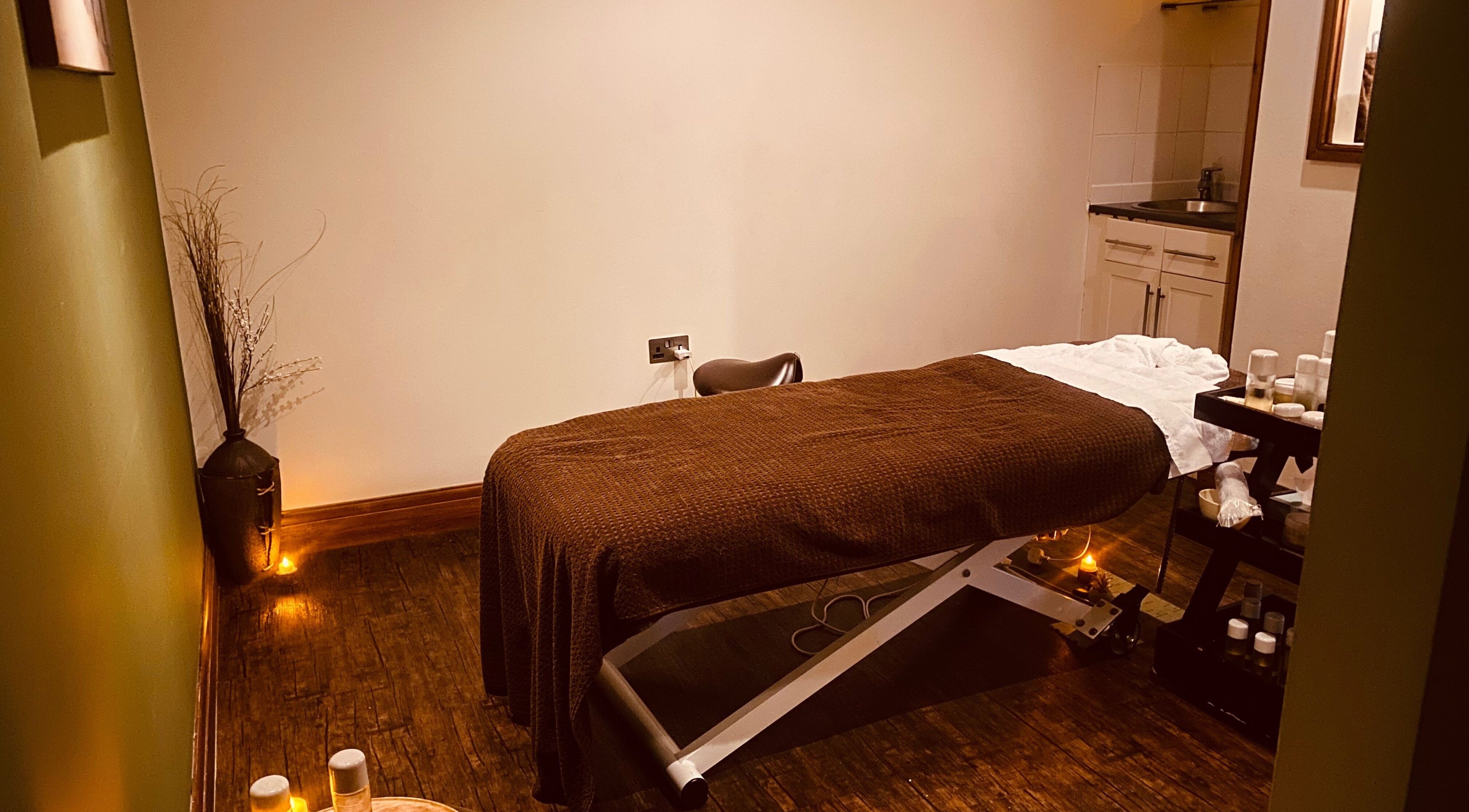 Serene treatment room at Spa Experience to Go! in Audenshaw, England, GB, perfect for relaxation.