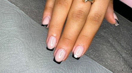 Nails and Beauty by Sarah
