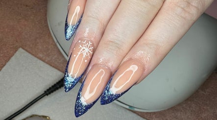 Nails and Beauty by Sarah billede 3