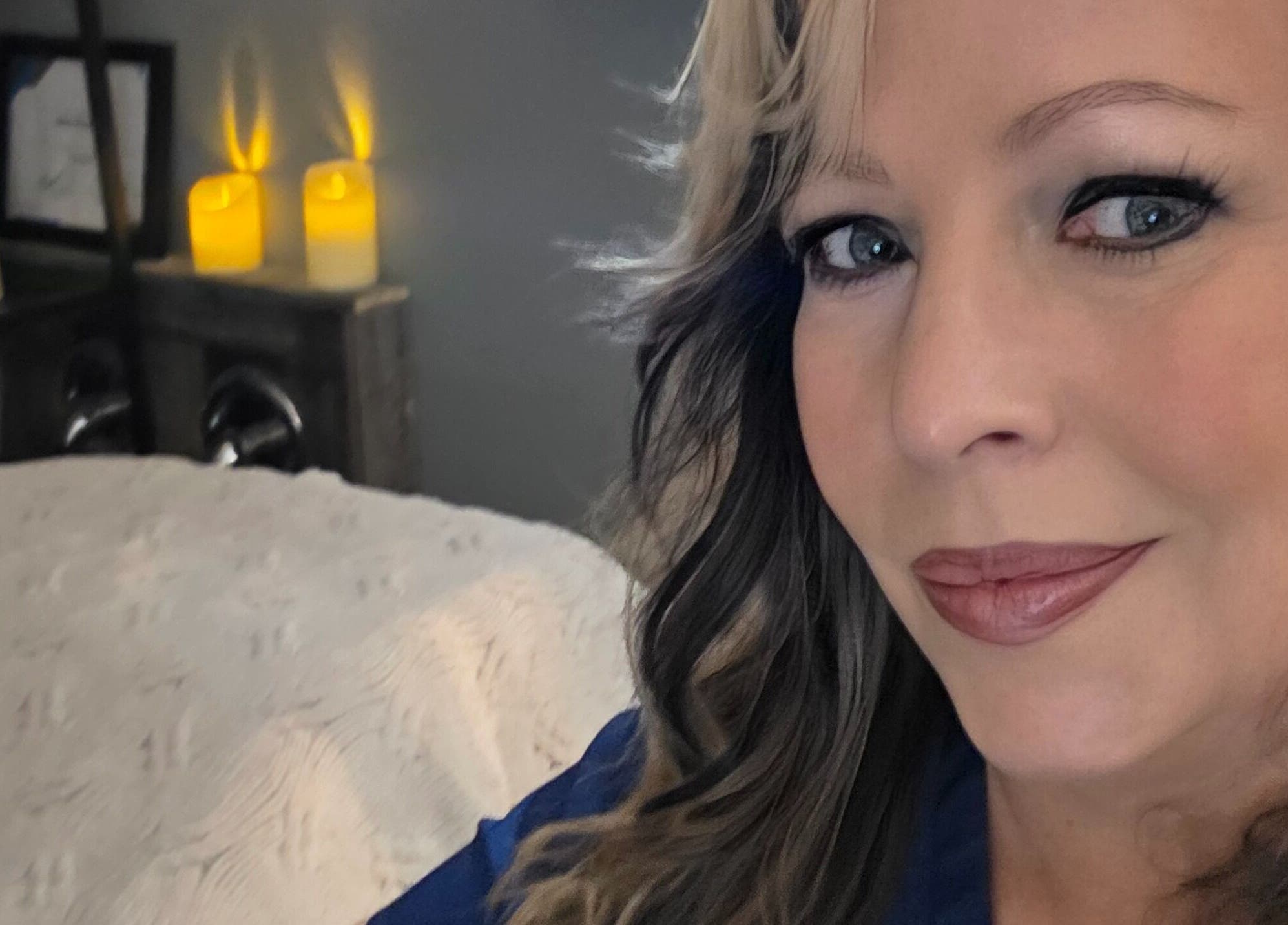 Relaxing spa room at Ice and Glow Beauty and Wellness Center LLC, Ft Worth, Texas, US with a welcoming ambiance.