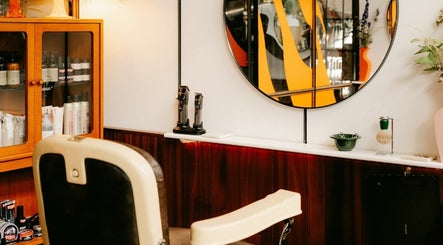 Well Groomed Barber - Mare Street изображение 3