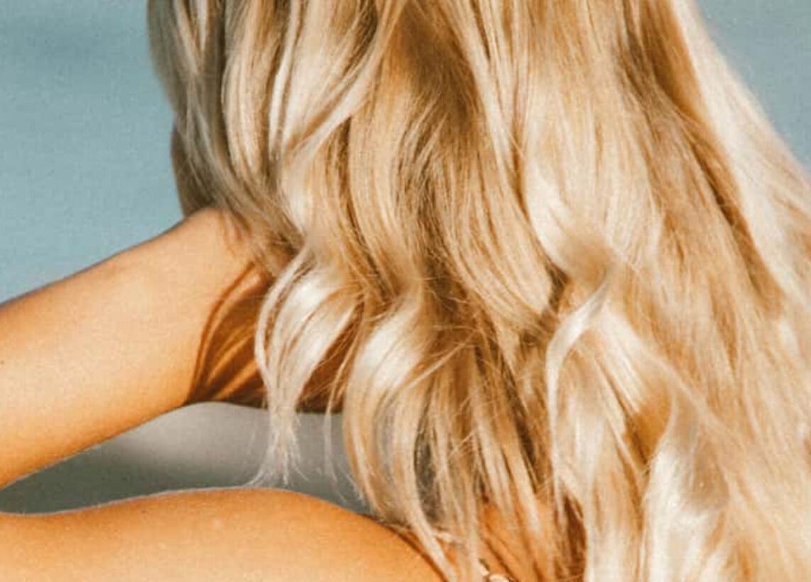 Flowing blonde hair at BIMBOS, Palm Beach, Queensland, AU. Perfect beach day look and beauty inspiration.