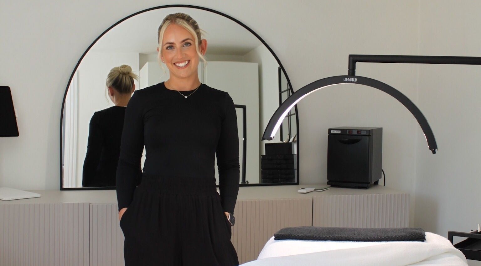 Just Do Fab salon in Brighton And Hove, England, GB with smiling staff and modern decor.