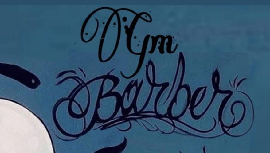Logotipo artístico de GM Barber en Lanús, Provincia de Buenos Aires, AR, con tipografía elegante.