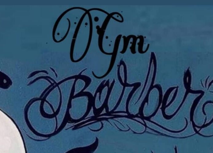 Logotipo artístico de GM Barber en Lanús, Provincia de Buenos Aires, AR, con tipografía elegante.