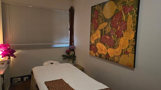 Royal Paradise Thai Massage and Remedial