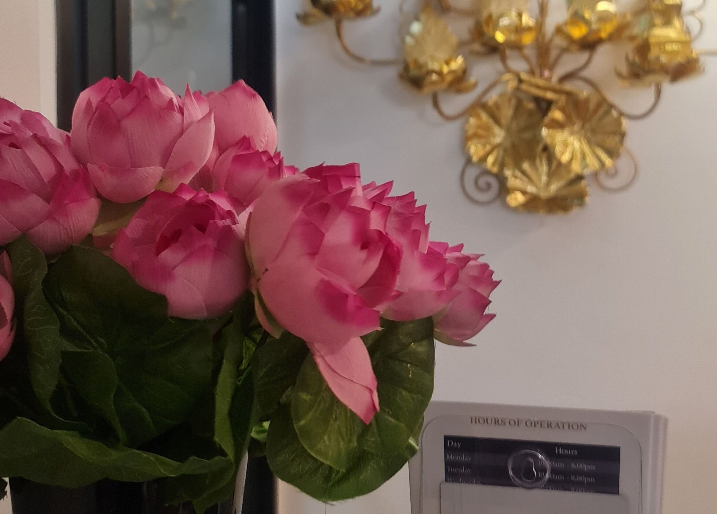 Elegant pink flowers at Royal Paradise Thai Massage and Remedial, Milton, Queensland, AU, create a serene ambiance.