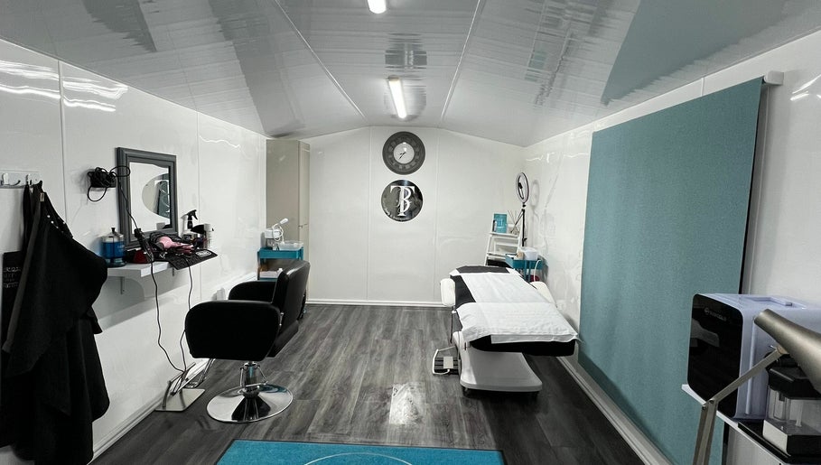 Tarns Beauty and Barbering – obraz 1