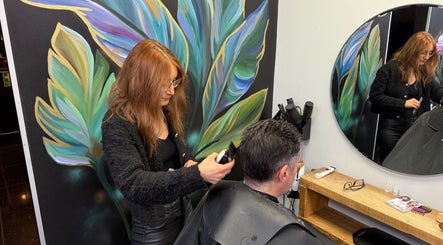 Rehab Hair Salon – kuva 2