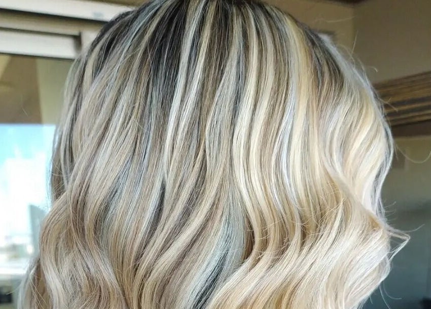 Esempio di capelli biondi ondulati da Elegance Parrucchieri, Pescara, Italia, IT.