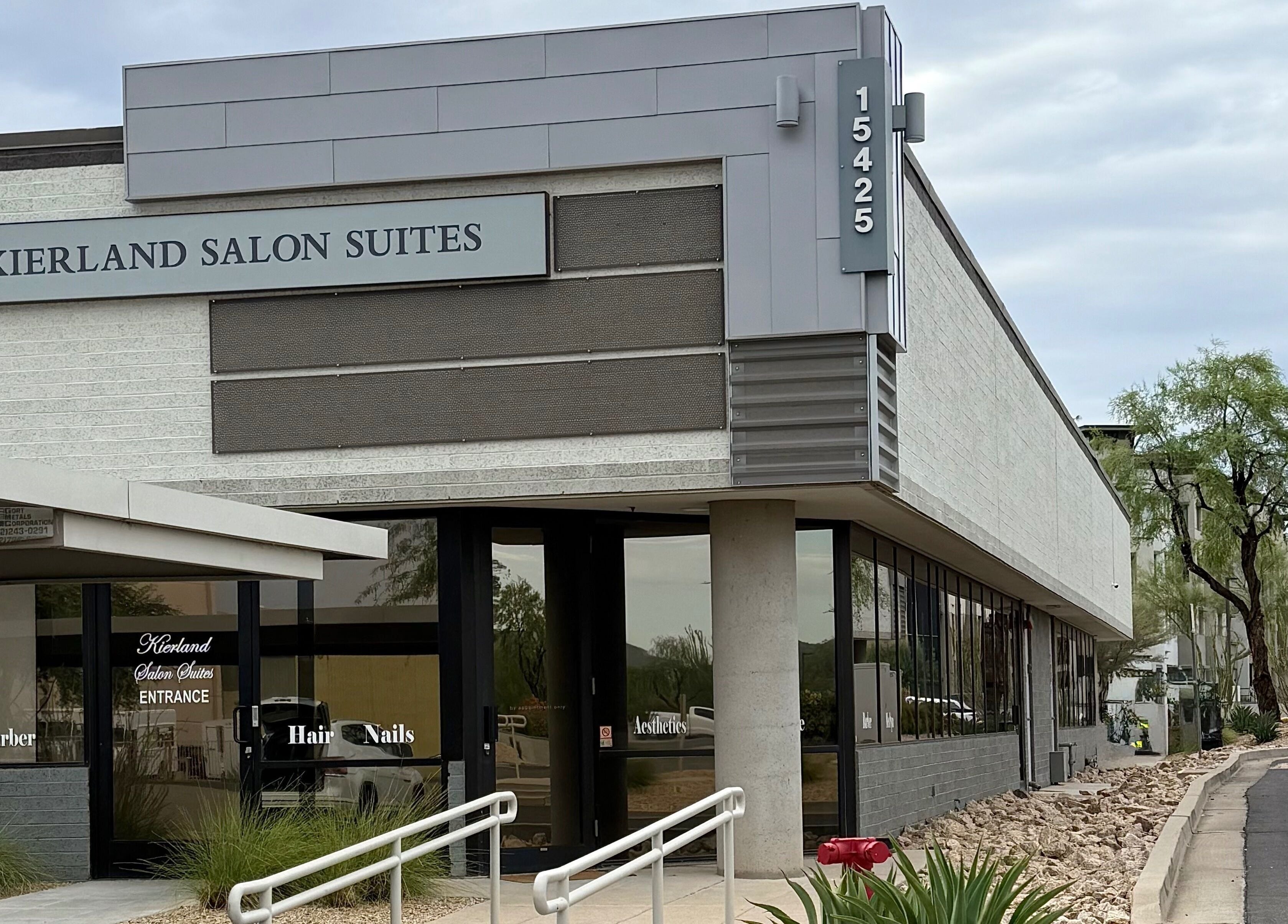 Exterior of Écou's Laser Boutique at Kierland Salon Suites, Scottsdale, Arizona, US.