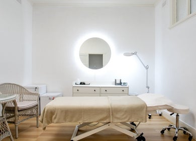 Modern treatment room at Dermission Skin And Rejuvenation in Bentleigh, Victoria, AU with stylish decor.