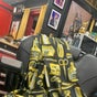 Record Cutz & Shaves - 357 Railroad Avenue , Tracy City, Tennessee