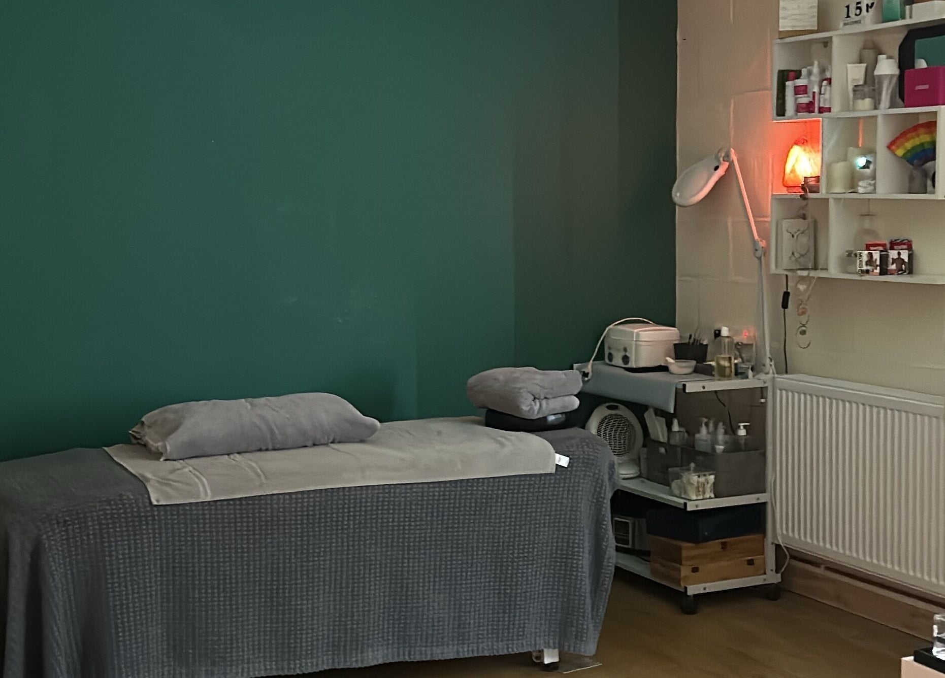 Relaxing therapy room at Gn Fitness, Great Yarmouth, England, GB with a treatment bed and soothing decor.