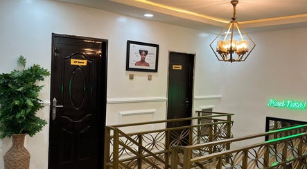 Guru’s Nest Aesthetics and Spa image 2