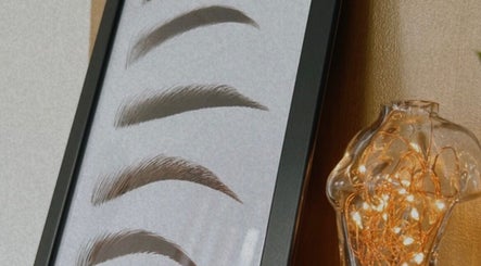 Decorative eyebrow illustration at JACK’S Beauty Bar, Nailsworth, England, GB.