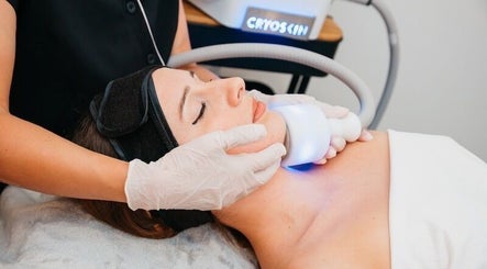 Cryoskin & Body: Medicine for your Skin, Body and Soul