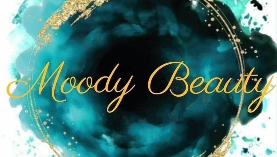 Moody Beauty image 1