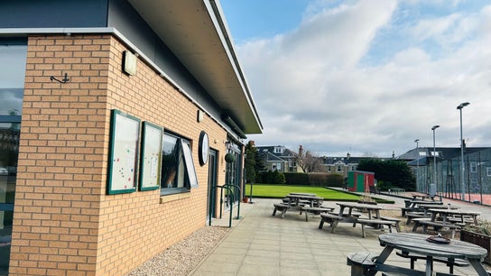 Marie Mc Ghee Massage Therapy at Woodend Tennis Club