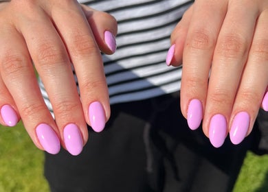 Lilac nails by Jessica Beauty Babe Nails in Abercynon, Wales, showcasing expert manicure skills.